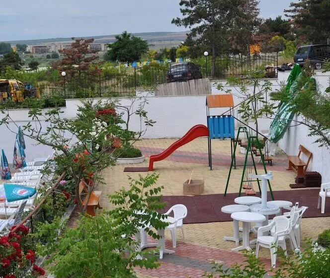 Fotos del hotel Gardenia Hills:  11