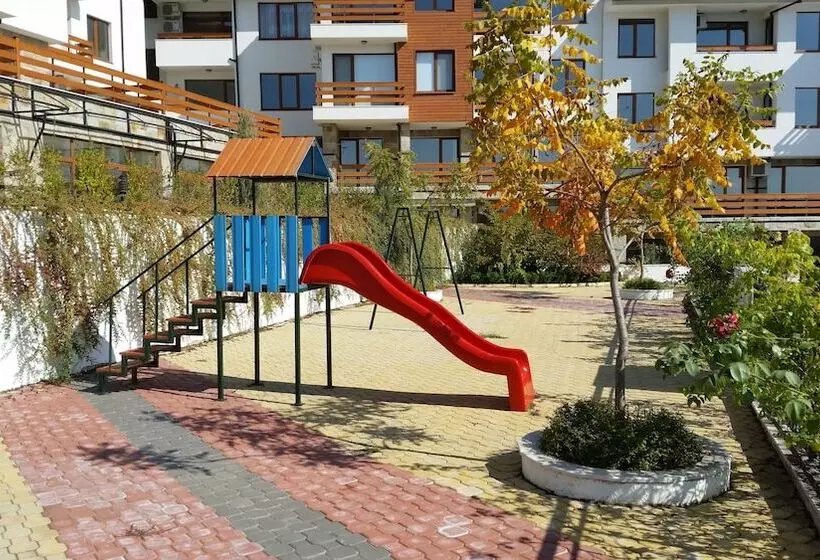 Fotos del hotel Gardenia Hills:  5