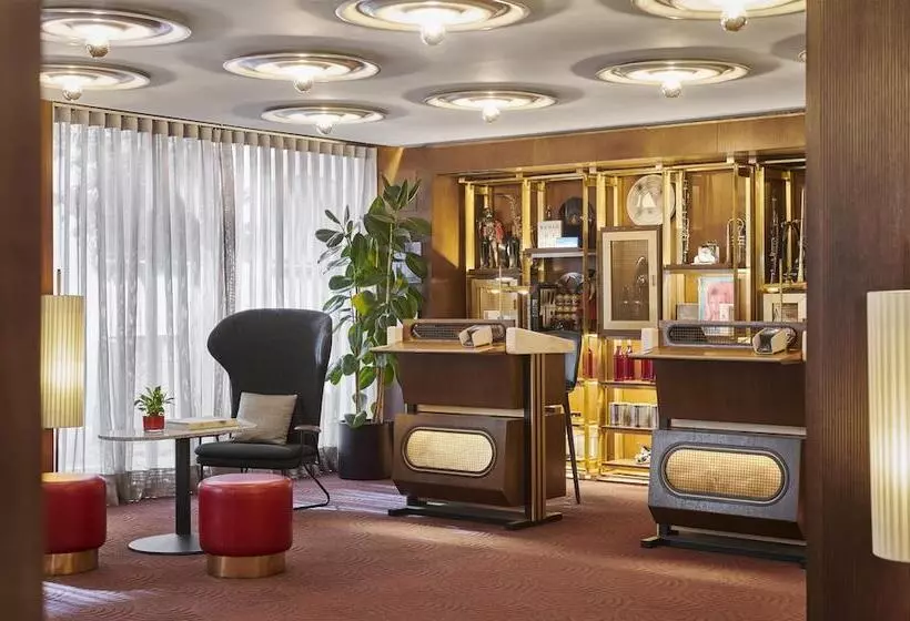 Fotos del hotel Hyatt Centric Gran Via Madrid:  2