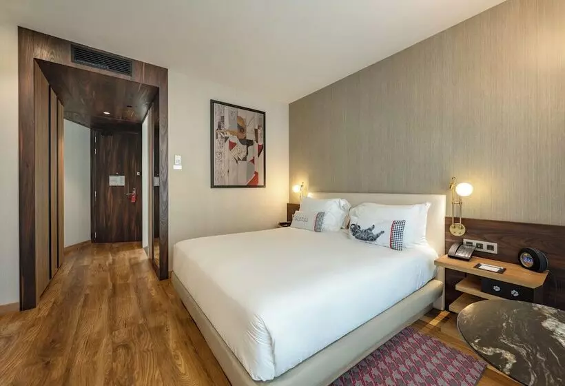 Fotos del hotel Hyatt Centric Gran Via Madrid:  31