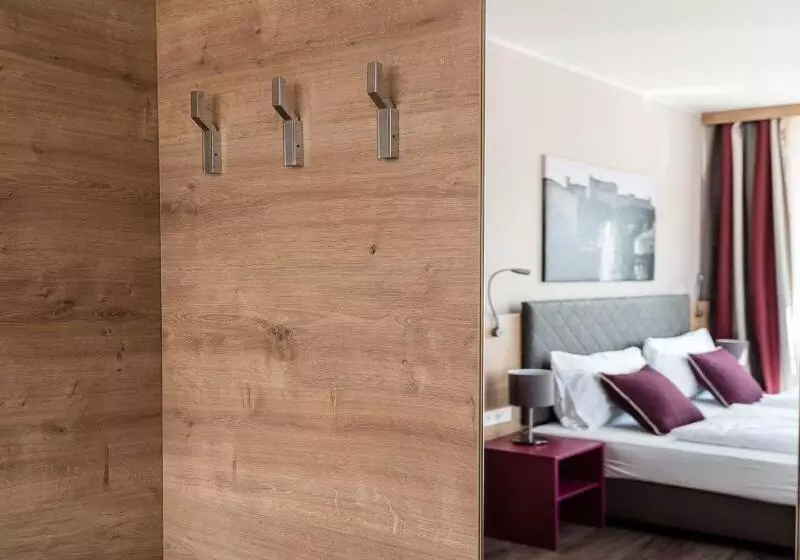 Fotos del hotel Max 70:  2