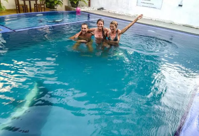 Fotos del hotel Galle Cemellia:  8