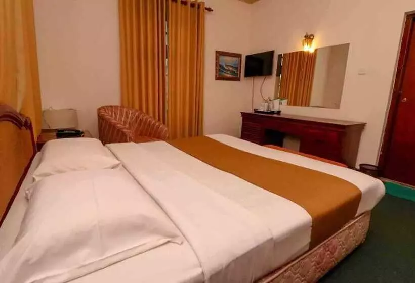 Fotos del hotel Alpine:  15