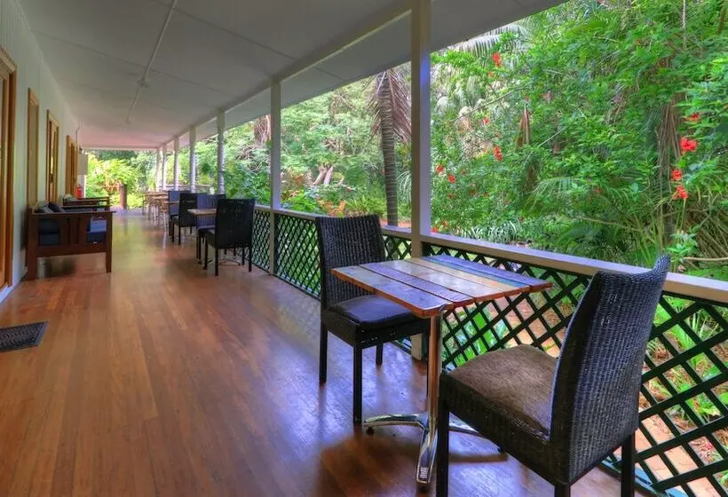 Beachcomber Lodge