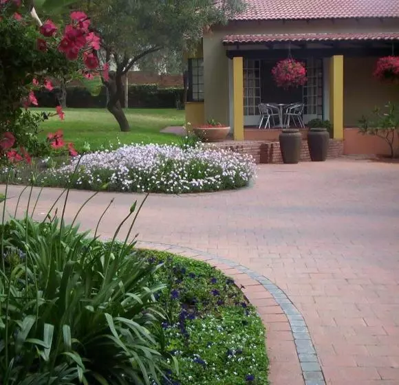 Fotos del hotel Blue Crane Lodge:  15