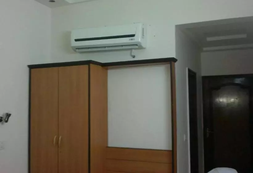 Fotos del hotel D.r. International:  25
