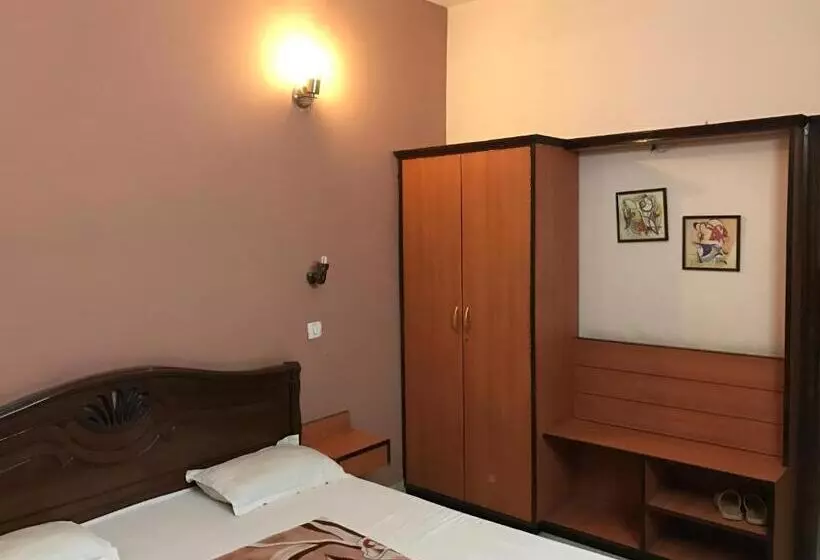 Fotos del hotel D.r. International:  14