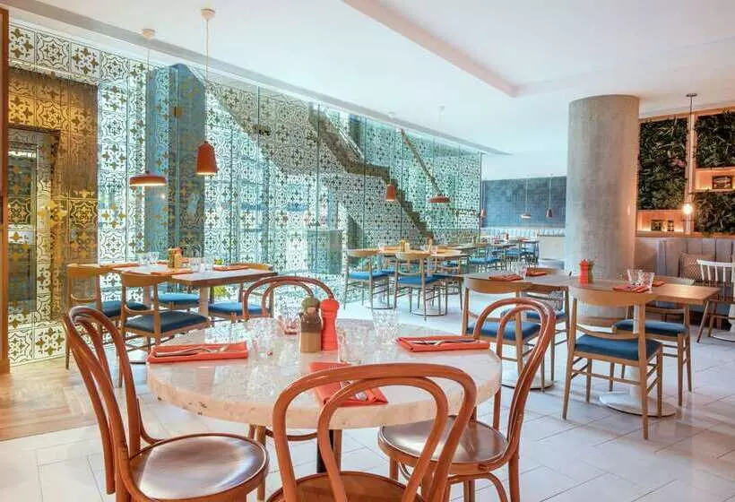 Fotos del hotel Lincoln Plaza London, Curio Collection By Hilton:  13