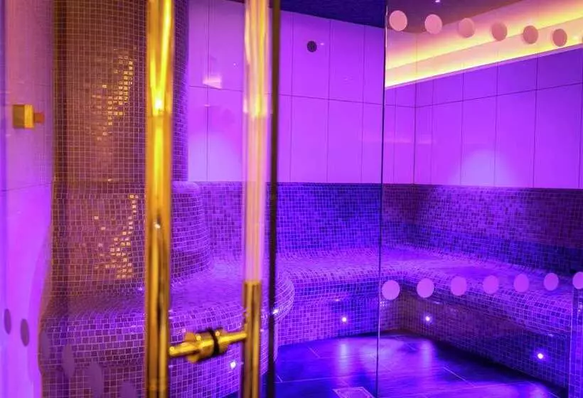 Fotos del hotel Lincoln Plaza London, Curio Collection By Hilton:  4