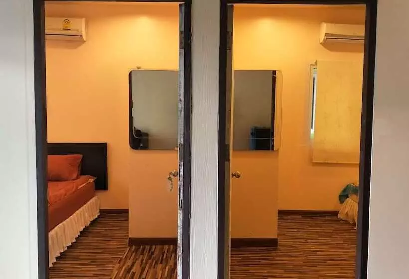 Fotos del hotel Sukorn Cabana Resort:  21