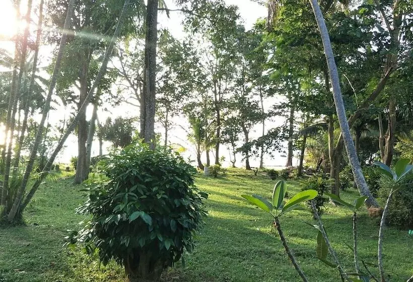 Fotos del hotel Sukorn Cabana Resort:  8