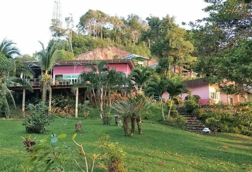 Fotos del hotel Sukorn Cabana Resort:  11