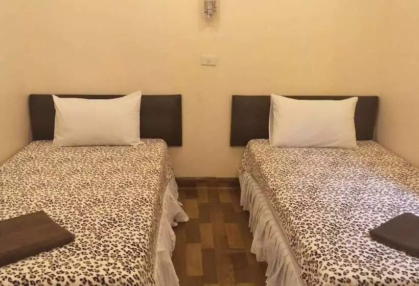 Fotos del hotel Sukorn Cabana Resort:  15