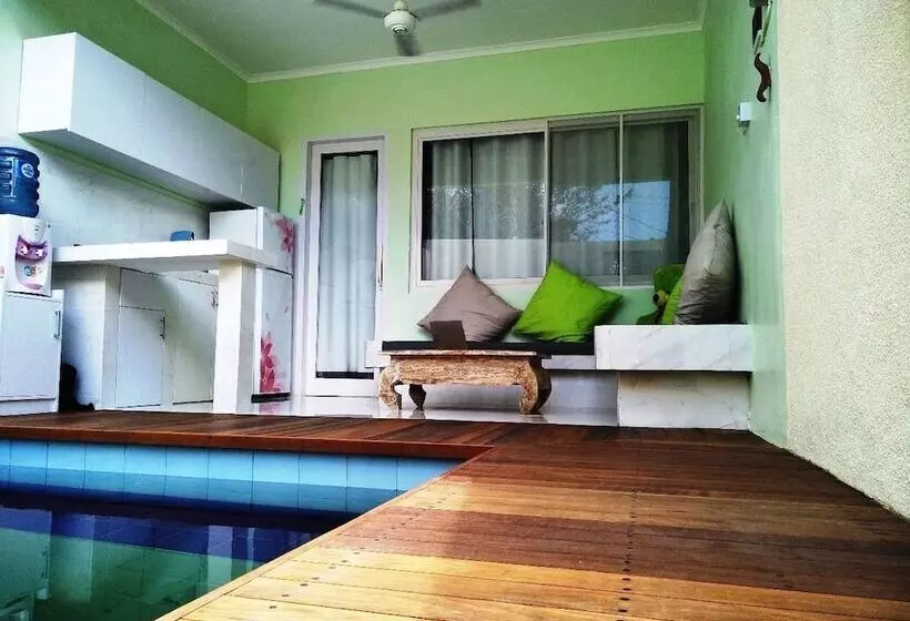 Fotos del hotel Bali Paradise Suites Seminyak:  17