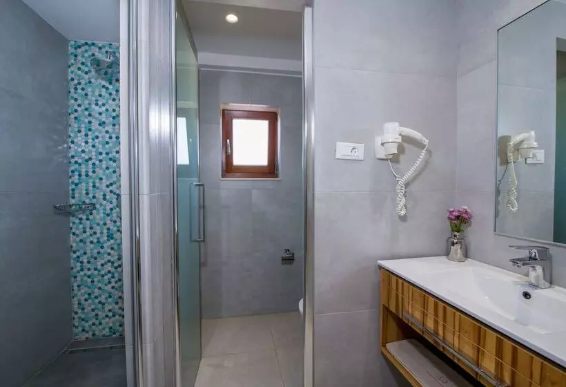 Fotos del hotel Omega Platanias Hotel Village:  23