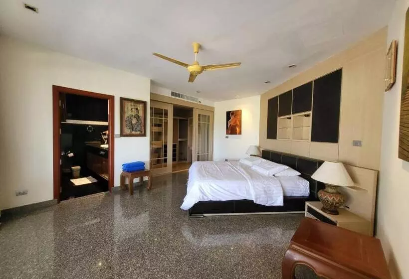 Fotos del hotel Bougainvillea Terrace House:  24