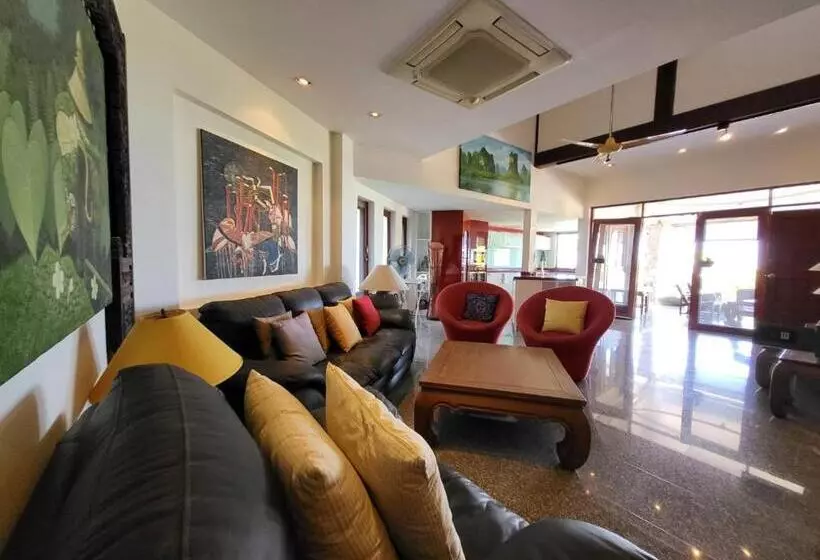 Fotos del hotel Bougainvillea Terrace House:  25