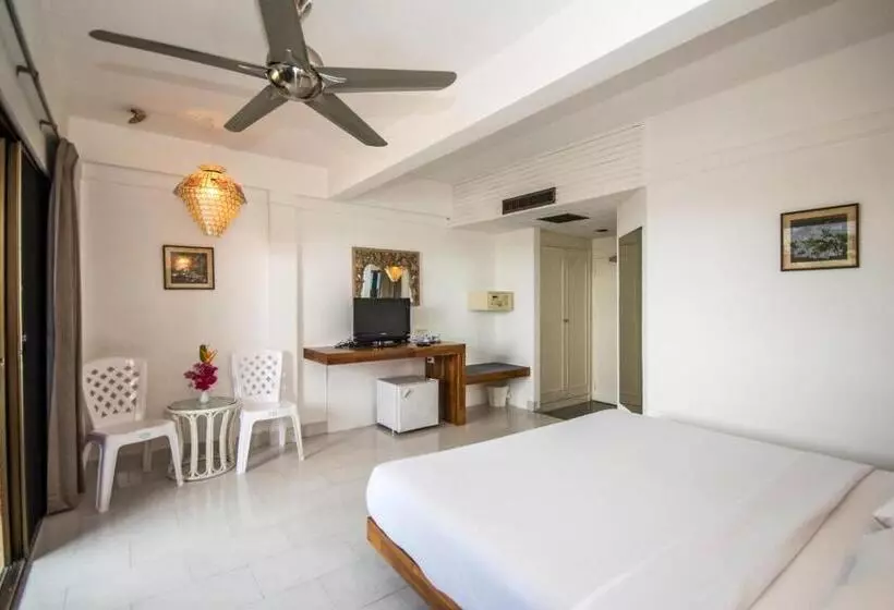 Bougainvillea Terrace House