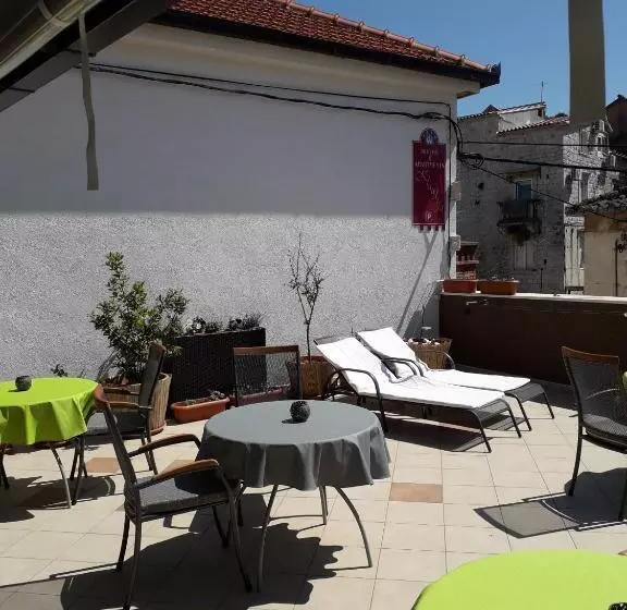 Fotos del hotel Guest House Klaudija:  9