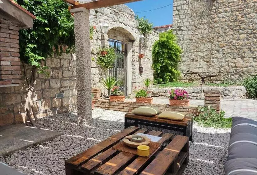 Fotos del hotel Guest House Klaudija:  15