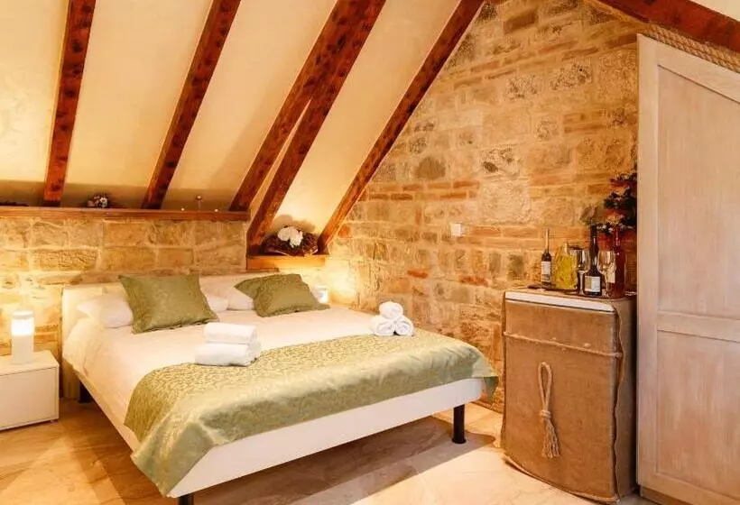 Damida Luxury Rooms
