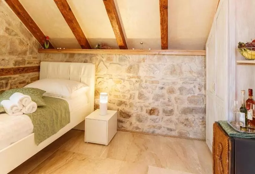 Fotos del hotel Damida Luxury Rooms:  16