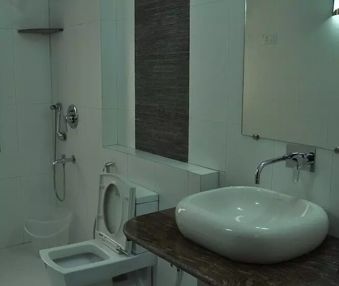 Fotos del hotel Golden Palm Suites:  13