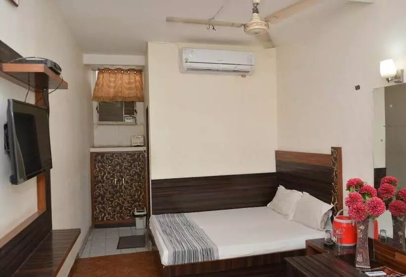Fotos del hotel Yatri International:  15