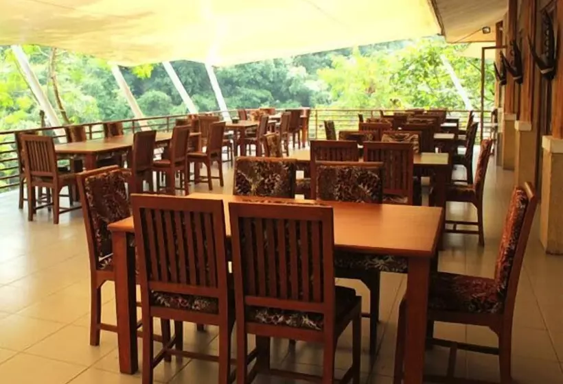D’riam Riverside Resort