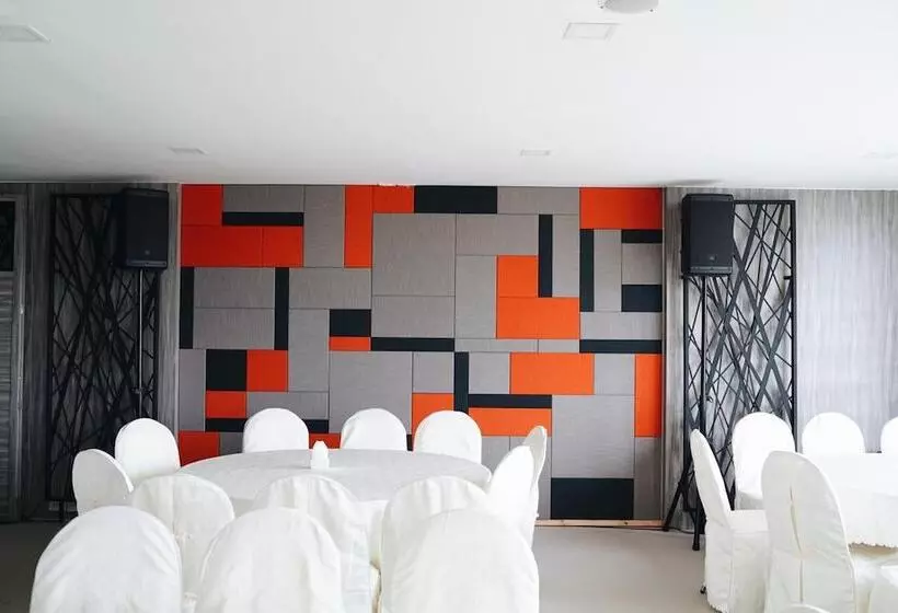 De V Loft