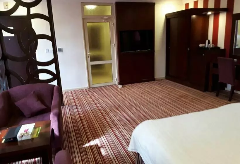 Fotos del hotel Elaf Suites Alandalus:  11