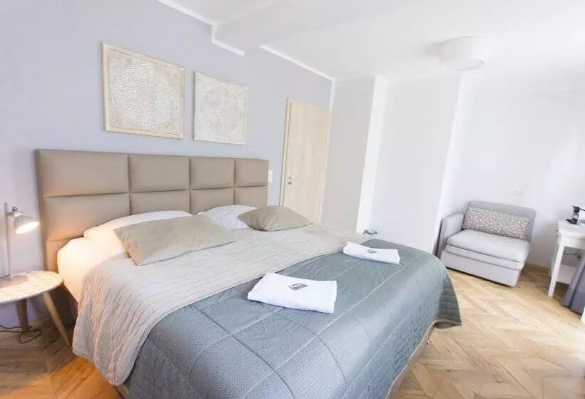Fotos del hotel Tm Suites:  18