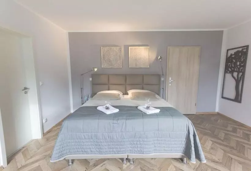 Tm Suites