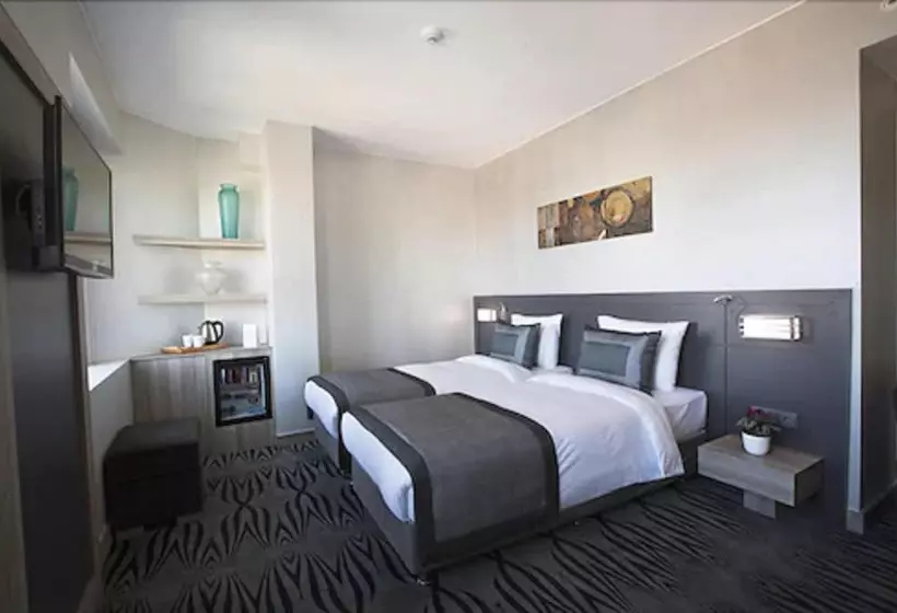 Fotos del hotel Akoni:  6