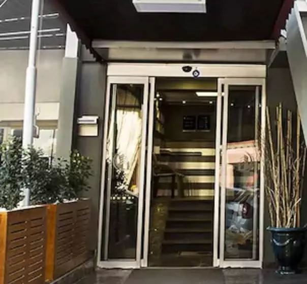 Fotos del hotel Akoni:  22
