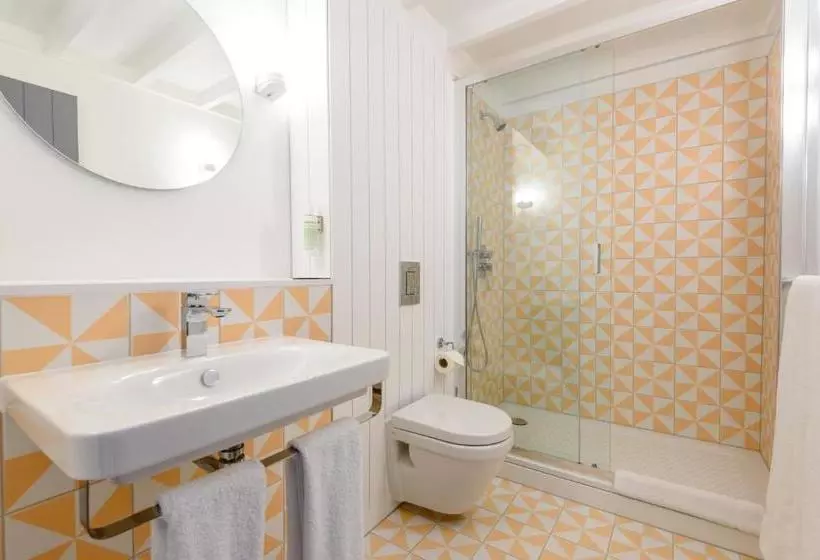 Fotos del hotel Room2 Southampton Hometel:  15
