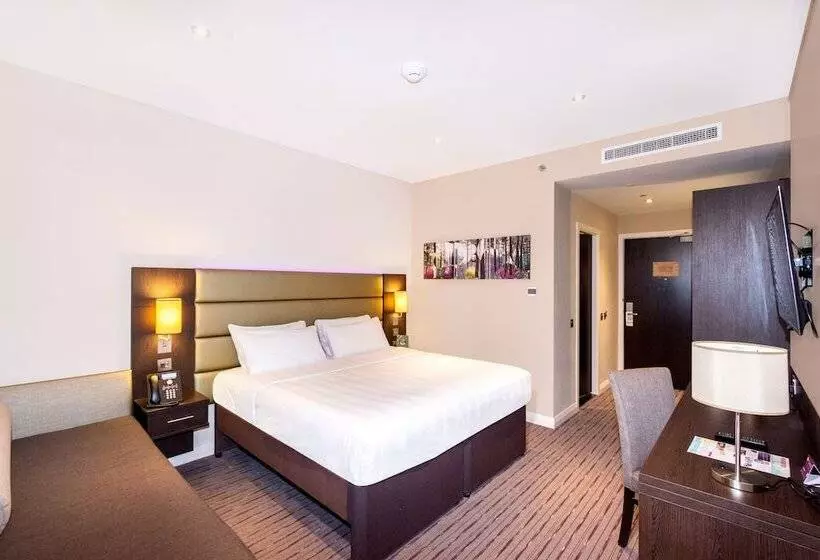 Premier Inn Dubai Al Jaddaf