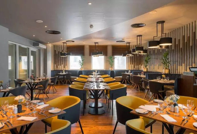 Fotos del hotel Premier Inn Dubai Al Jaddaf:  45