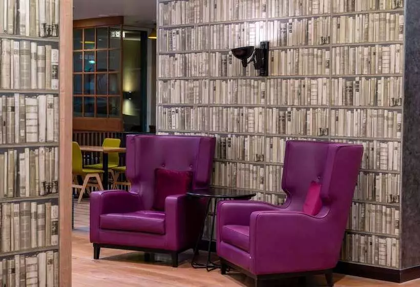 Fotos del hotel Premier Inn Dubai Al Jaddaf:  2