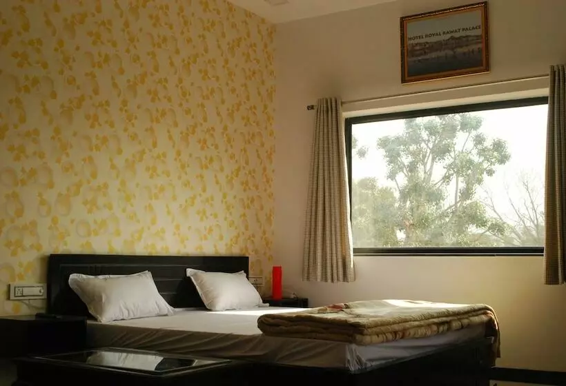 Fotos del hotel Royal Rawat Palace:  6