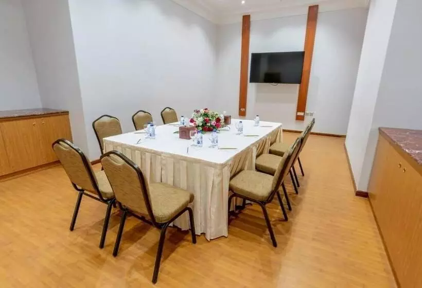 Fotos del hotel Makeen Homes By Warwick:  10