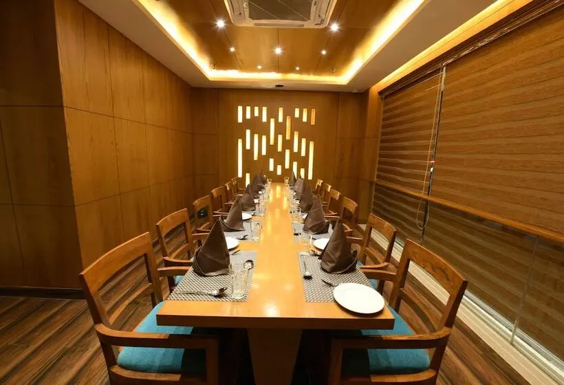 Fotos del hotel Surestay  By Best Western Amritsar:  18
