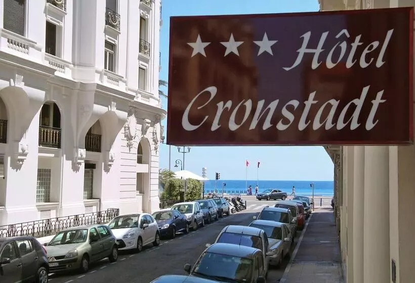 Fotos del hotel Cronstadt:  2