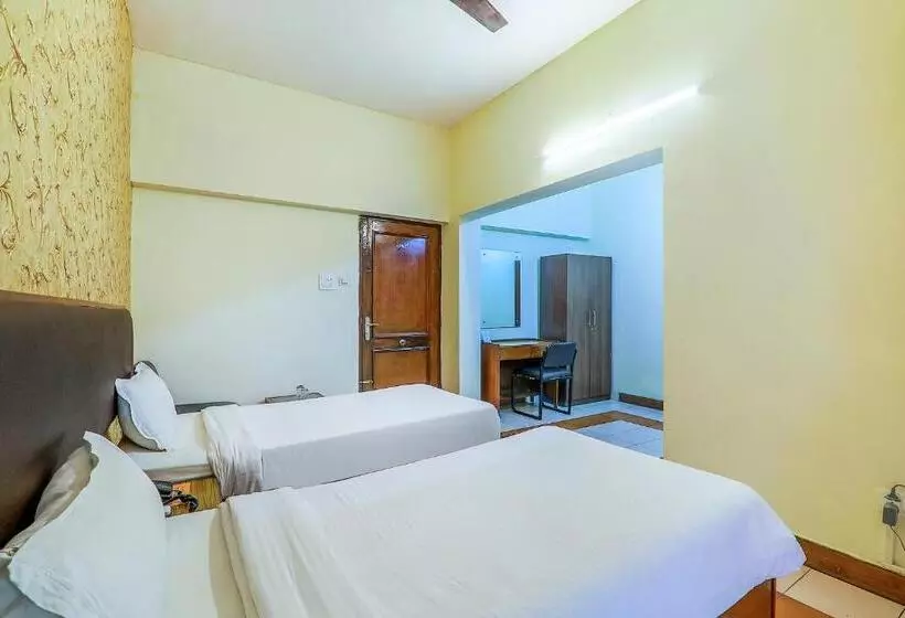 Fotos del hotel Fab Executive Guest House:  4