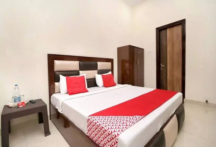 Fotos del hotel Oyo 16494 Dhunna Guest House:  9
