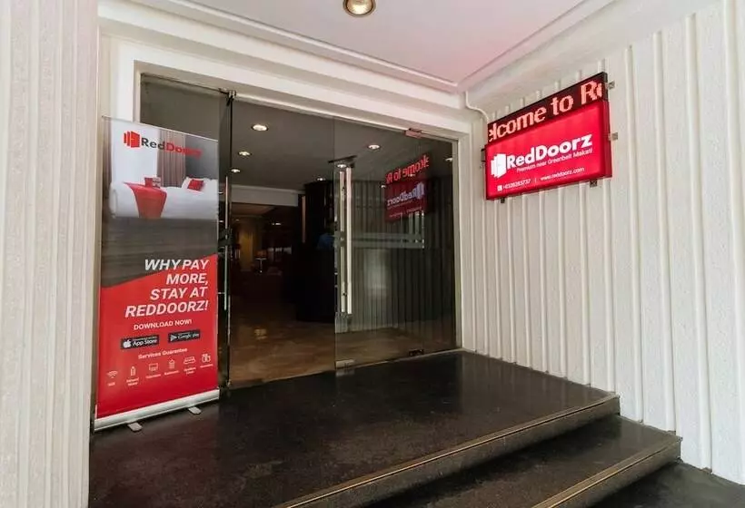 Fotos del hotel Reddoorz Premium Near Greenbelt Makati  Vaccinated Staff:  9
