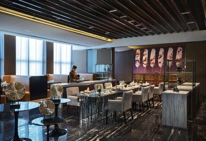 Fotos del hotel Renaissance Shenyang West:  2
