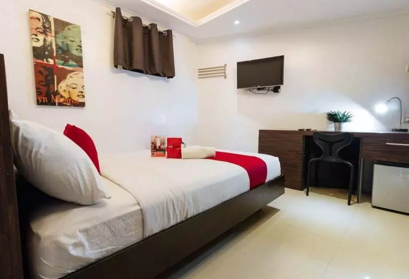 Fotos del hotel Reddoorz Plus @ Poblacion Makati:  21