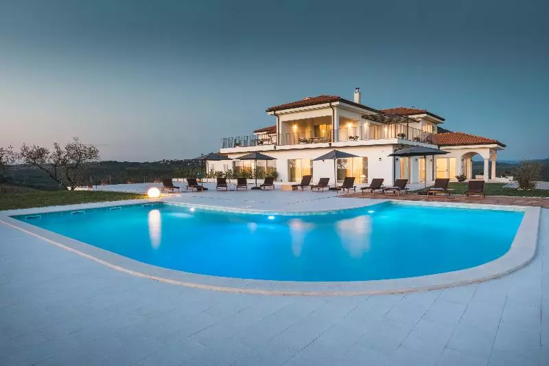 Wine Residence Cattunar