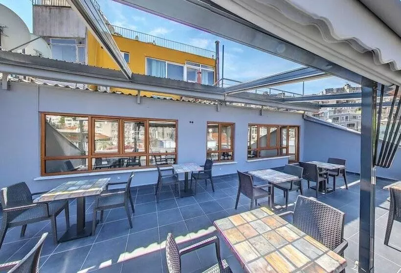 Fotos del hotel Cihangir Palace:  8
